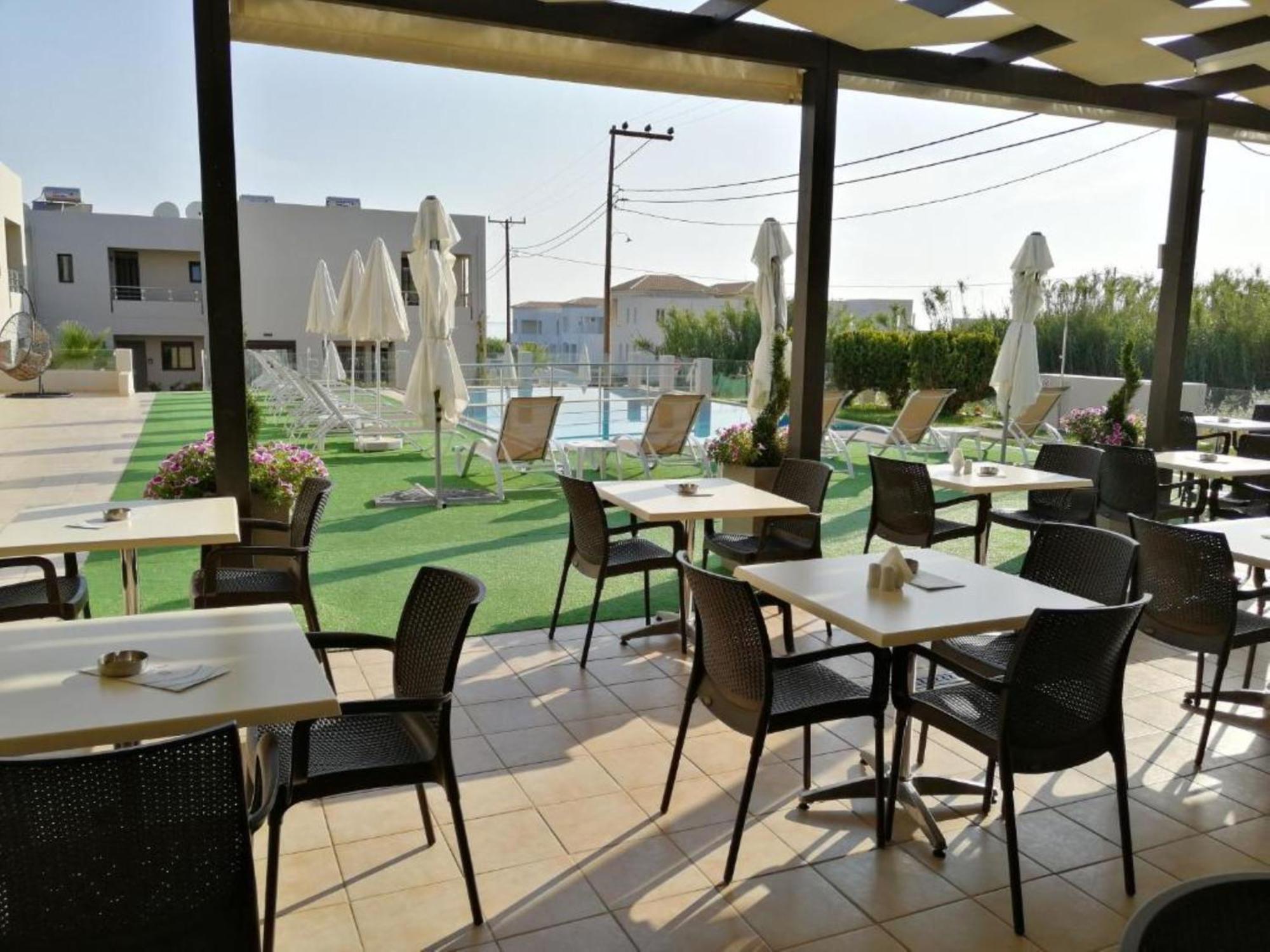 Carisa Suites And Apartments Máleme Luaran gambar