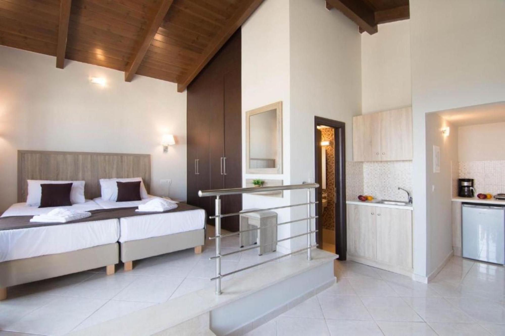 Carisa Suites And Apartments Máleme Luaran gambar