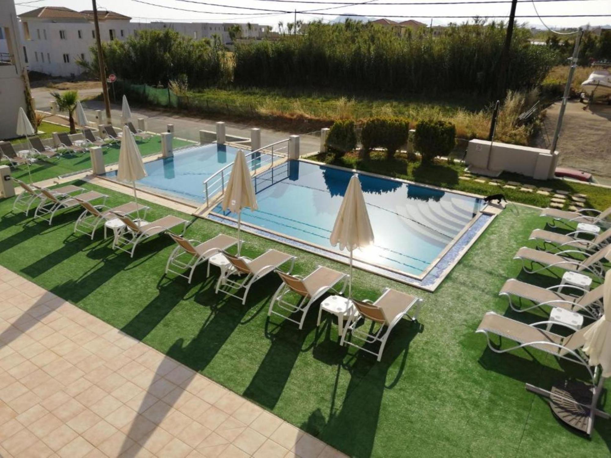 Carisa Suites And Apartments Máleme Luaran gambar